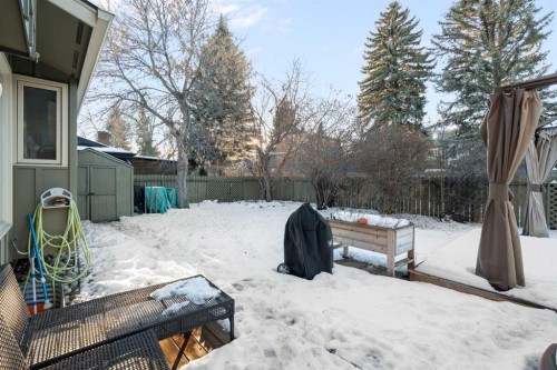 1447 Acadia Drive Se, Calgary, AB - Outdoor