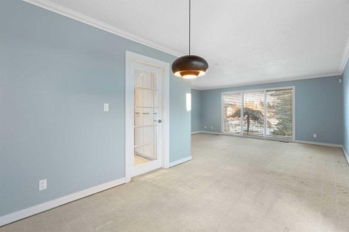 1447 Acadia Drive Se, Calgary, AB - Indoor