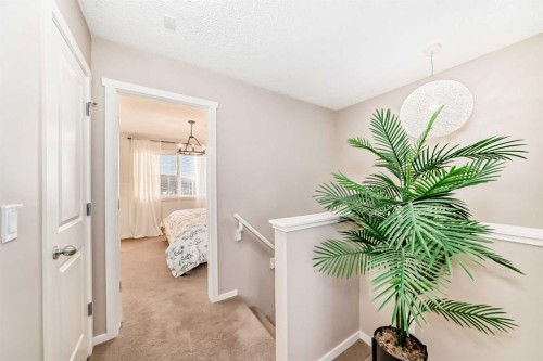 112 Sunvalley Road, Cochrane, AB - Indoor Photo Showing Other Room