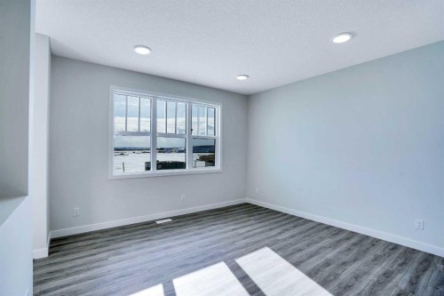 239 Savoy Landing Se, Calgary, AB - Indoor Photo Showing Other Room