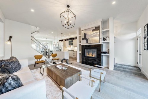 3316 41 Street Sw, Calgary, AB - Indoor Photo Showing Living Room With Fireplace