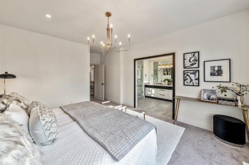 3316 41 Street Sw, Calgary, AB - Indoor Photo Showing Bedroom