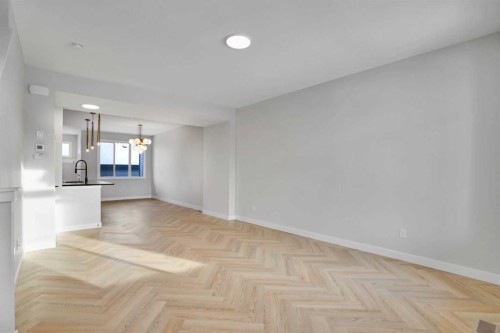 144 Cobblestone Gate Sw, Airdrie, AB - Indoor Photo Showing Other Room