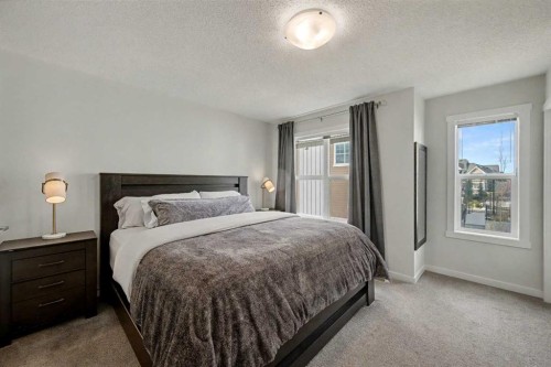 352 Cranbrook Square Se, Calgary, AB - Indoor Photo Showing Bedroom