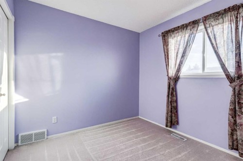 91 Covington Close Ne, Calgary, AB - Indoor Photo Showing Other Room