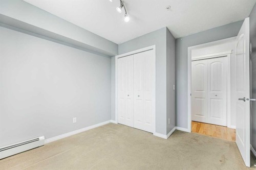 4313-31 Country Village Manor Ne, Calgary, AB - Indoor Photo Showing Other Room