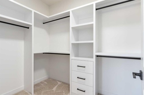 208 Monterey, High River, AB - Indoor With Storage