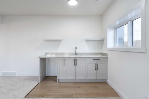 208 Monterey Bay Se, High River, AB - Indoor Photo Showing Other Room