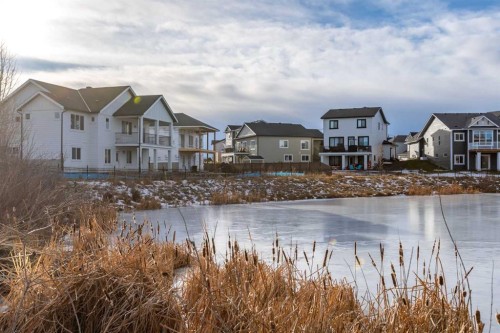 208 Monterey, High River, AB - Outdoor