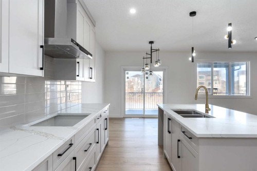 208 Monterey, High River, AB - Indoor Photo Showing Kitchen With Double Sink With Upgraded Kitchen