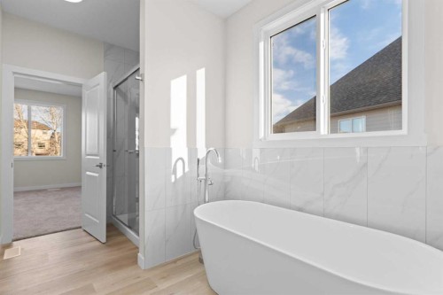 210 Monterey, High River, AB - Indoor Photo Showing Bathroom