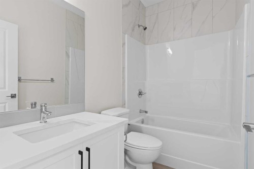 210 Monterey, High River, AB - Indoor Photo Showing Bathroom