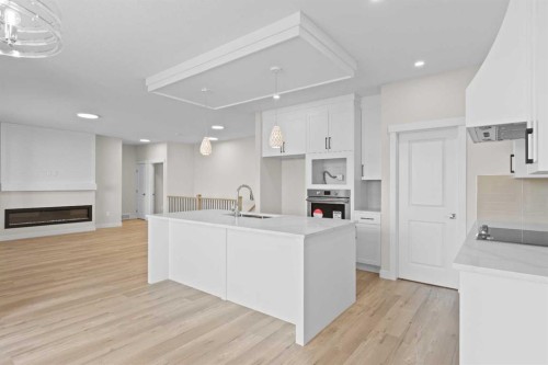 210 Monterey, High River, AB - Indoor Photo Showing Kitchen