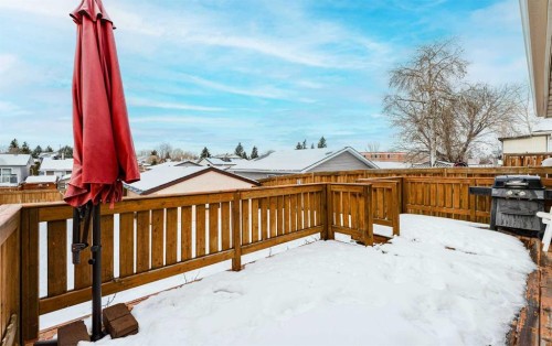 119 Falton Way Ne, Calgary, AB - Outdoor