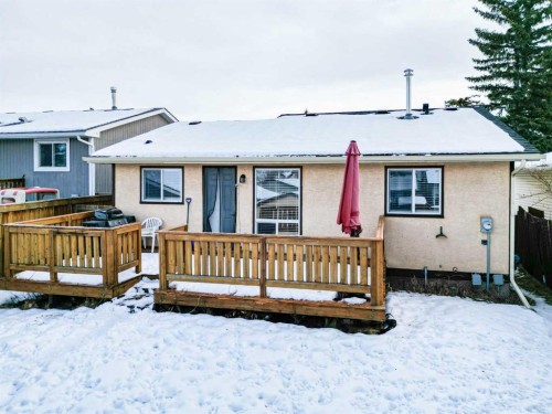 119 Falton Way Ne, Calgary, AB - Outdoor
