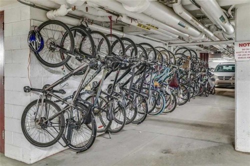 202A-500 Eau Claire Avenue Sw, Calgary, AB - Indoor Photo Showing Other Room