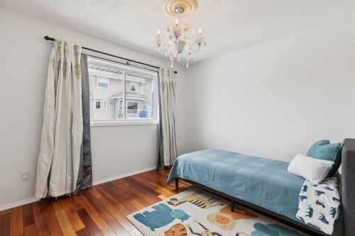 2208 Sirocco Drive Sw, Calgary, AB - Indoor Photo Showing Bedroom