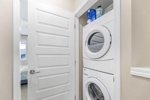 504-1086 Williamstown Boulevard, Airdrie, AB - Indoor Photo Showing Laundry Room