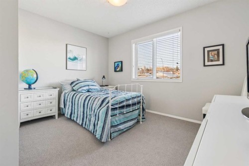 5945 Signal Ridge Heights Sw, Calgary, AB - Indoor Photo Showing Bedroom