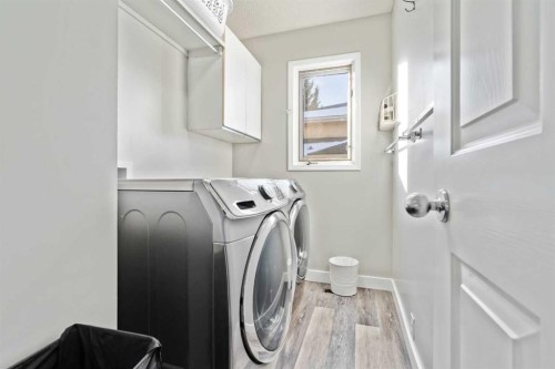 5945 Signal Ridge Heights Sw, Calgary, AB - Indoor Photo Showing Laundry Room