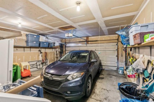 5945 Signal Ridge Heights Sw, Calgary, AB - Indoor Photo Showing Garage