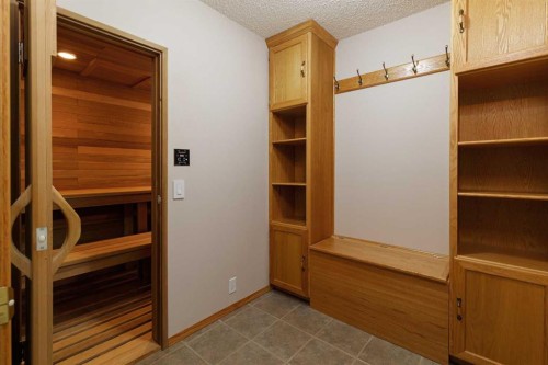 247 Mt Selkirk Close Se, Calgary, AB - Indoor Photo Showing Other Room