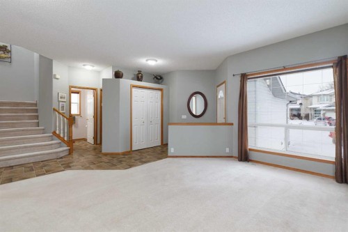 247 Mt Selkirk Close Se, Calgary, AB - Indoor Photo Showing Other Room