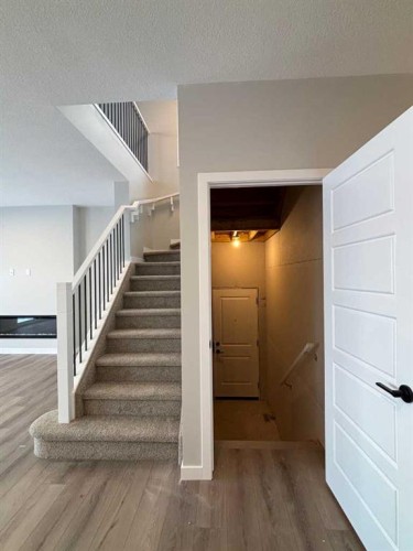 342 Baywater Common Sw, Airdrie, AB - Indoor Photo Showing Other Room