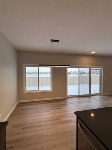 342 Baywater Common Sw, Airdrie, AB - Indoor Photo Showing Other Room
