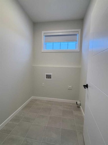 2762 Baywater Landing, Airdrie, AB - Indoor Photo Showing Other Room