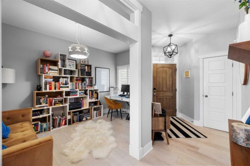 13 Royal Birch Park Nw, Calgary, AB - Indoor