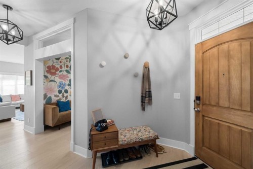 13 Royal Birch Park Nw, Calgary, AB - Indoor Photo Showing Other Room