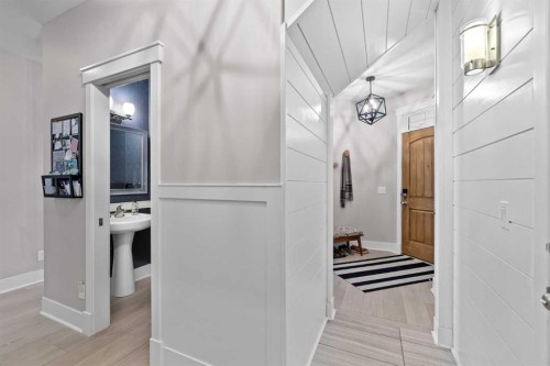 13 Royal Birch Park Nw, Calgary, AB - Indoor Photo Showing Other Room