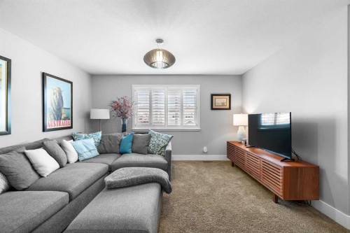13 Royal Birch Park Nw, Calgary, AB - Indoor Photo Showing Living Room
