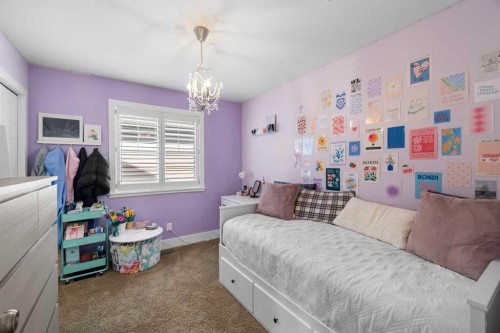 13 Royal Birch Park Nw, Calgary, AB - Indoor Photo Showing Bedroom