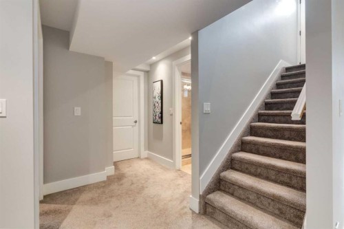 32 Calandar Road Nw, Calgary, AB - Indoor Photo Showing Other Room