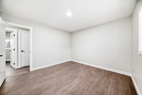 6791 Malvern Road Ne, Calgary, AB - Indoor Photo Showing Other Room