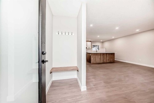 6791 Malvern Road Ne, Calgary, AB - Indoor Photo Showing Other Room