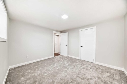 6791 Malvern Road Ne, Calgary, AB - Indoor Photo Showing Other Room