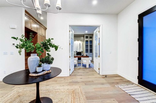 1936 31 Avenue Sw, Calgary, AB - Indoor Photo Showing Other Room