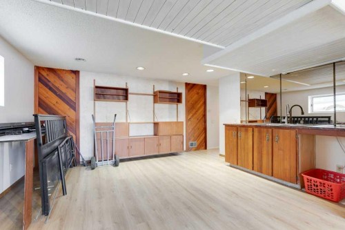 5501 58 Street, Olds, AB - Indoor