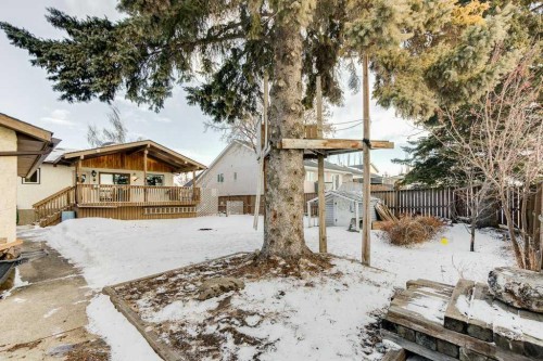 5501 58 Street, Olds, AB - Outdoor With Deck Patio Veranda