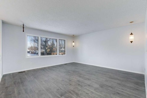 5501 58 Street, Olds, AB - Indoor