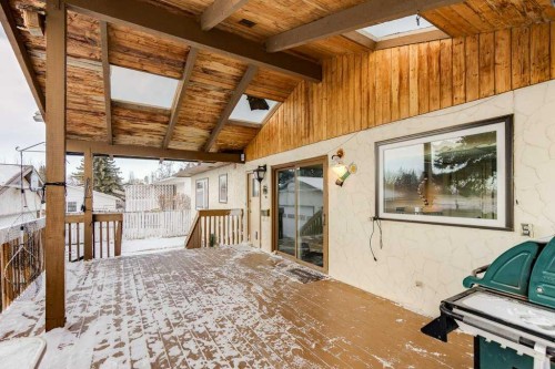 5501 58 Street, Olds, AB -  With Exterior