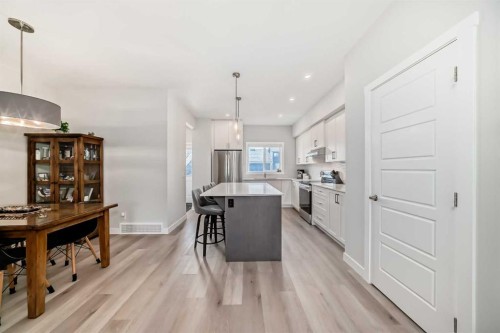 934 Cobblemore Common Sw, Airdrie, AB - Indoor