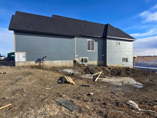 267 Muirfield Crescent, Lyalta, AB - Outdoor