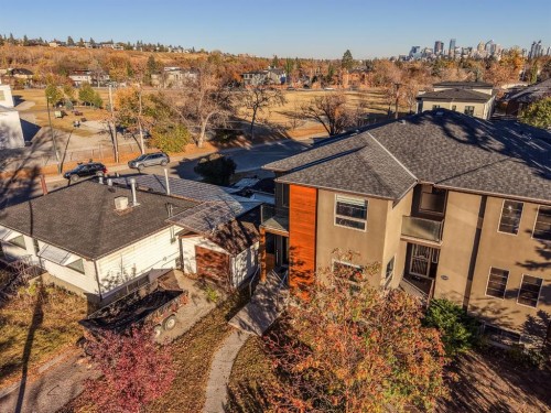 528 31 Street Nw, Calgary, AB - Outdoor With View
