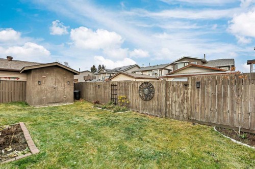 128 Ventura Way Ne, Calgary, AB - Outdoor