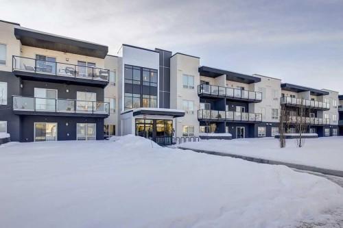 305-15233 1 Street Se, Calgary, AB - Outdoor