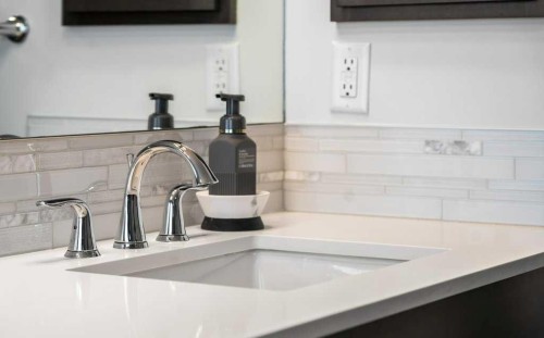 102 Creekside Way Sw, Calgary, AB - Indoor